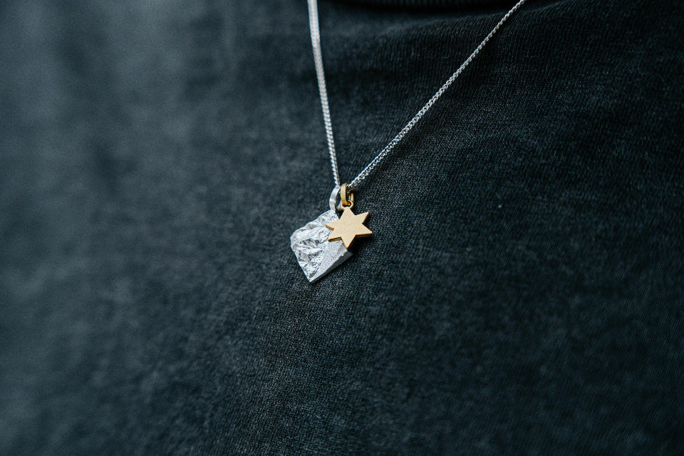 Berg + Schmuck = Liebe